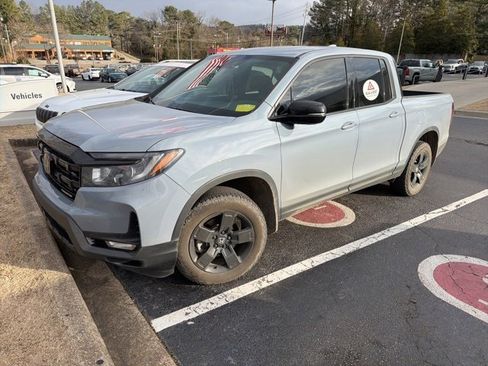 Used 2025 Honda Ridgeline Black Edition image 1