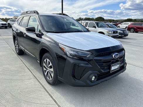 Certified 2025 Subaru Outback Premium AWD/4WD image 5