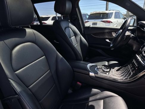 Used 2018 Mercedes-Benz GLC 300 image 12