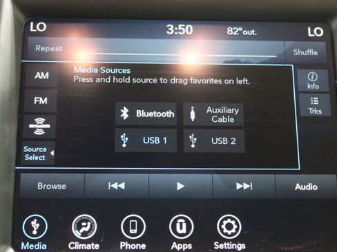 Used 2023 Chrysler 300 Touring AWD/4WD image 50