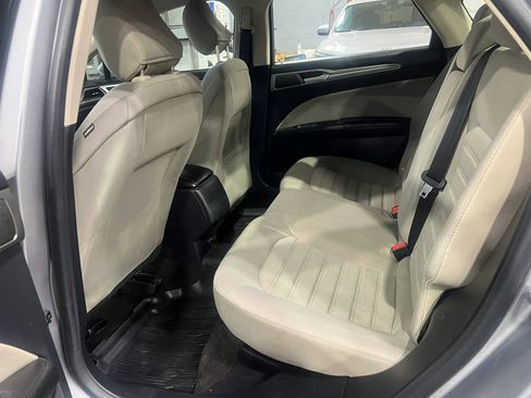 Used 2020 Ford Fusion S FWD image 25