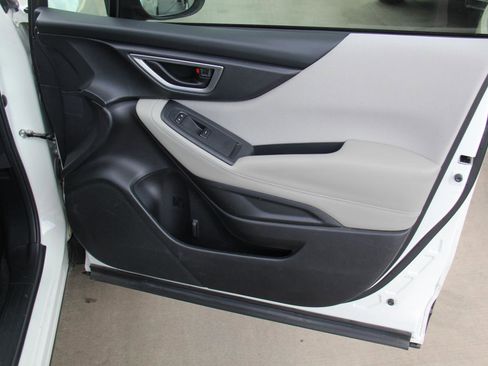 Used 2020 Subaru Forester Premium w/ Alloy Wheel Package image 25