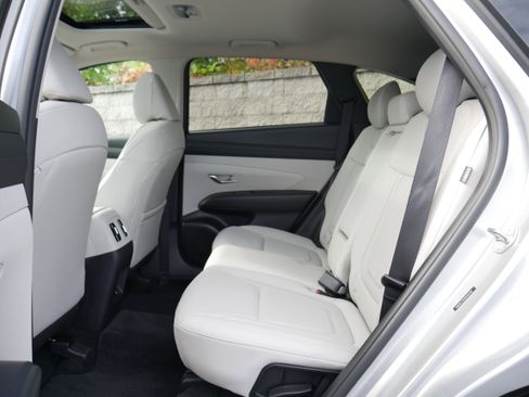 Used 2025 Hyundai Tucson SEL image 14