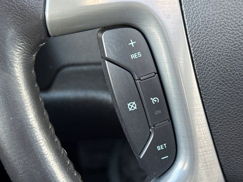 Used 2011 Chevrolet Tahoe LTZ AWD/4WD image 34