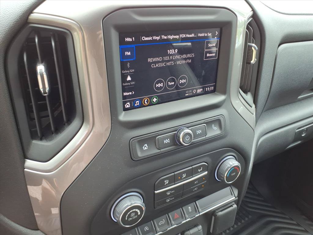Used 2026 Chevrolet Silverado 1500 Custom w/ Turbomax Blackout Package AWD/4WD image 30