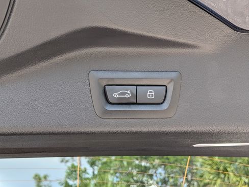 Used 2026 BMW X5 xDrive40i image 13