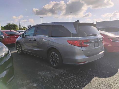 Used 2024 Honda Odyssey EX-L image 5