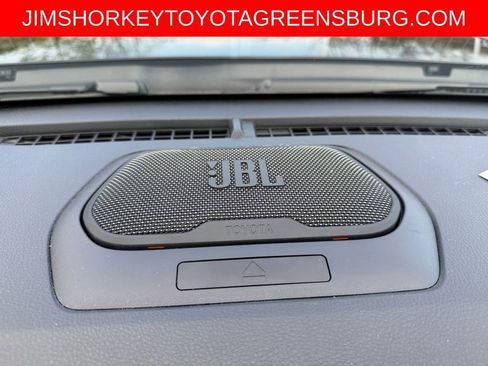 Used 2024 Toyota Tacoma Limited w/ Limited Package (LT) AWD/4WD image 33