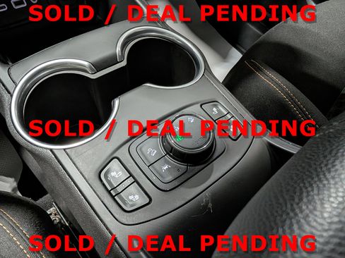 Used 2020 GMC Terrain SLE w/ Driver Convenience Package image 28