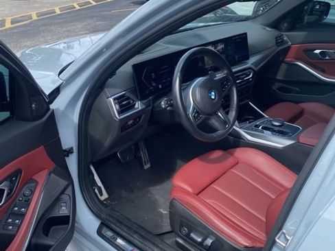 Used 2023 BMW 330i xDrive Sedan w/ M Sport Package AWD/4WD image 14