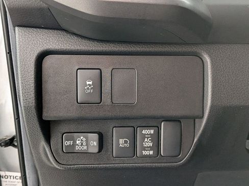 Used 2023 Toyota Tacoma TRD Off-Road AWD/4WD image 12