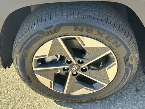 New 2025 Hyundai Tucson SEL image 11
