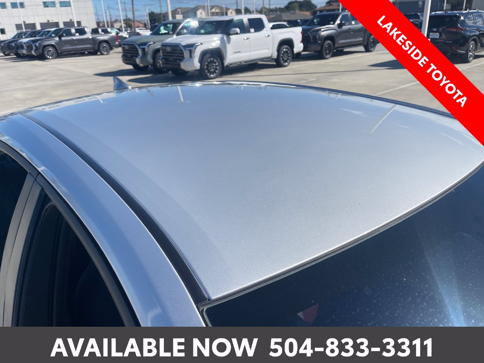 Used 2023 Toyota Corolla SE FWD image 9