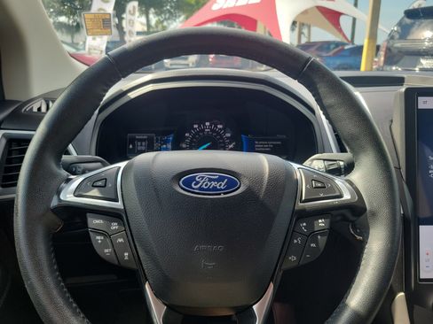 Used 2024 Ford Edge SEL AWD/4WD image 12