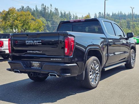 Used 2026 GMC Sierra 1500 Denali Ultimate AWD/4WD image 3