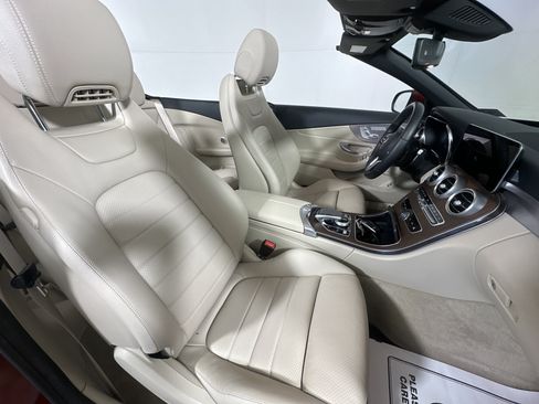 Used 2021 Mercedes-Benz C 300 Cabriolet image 24