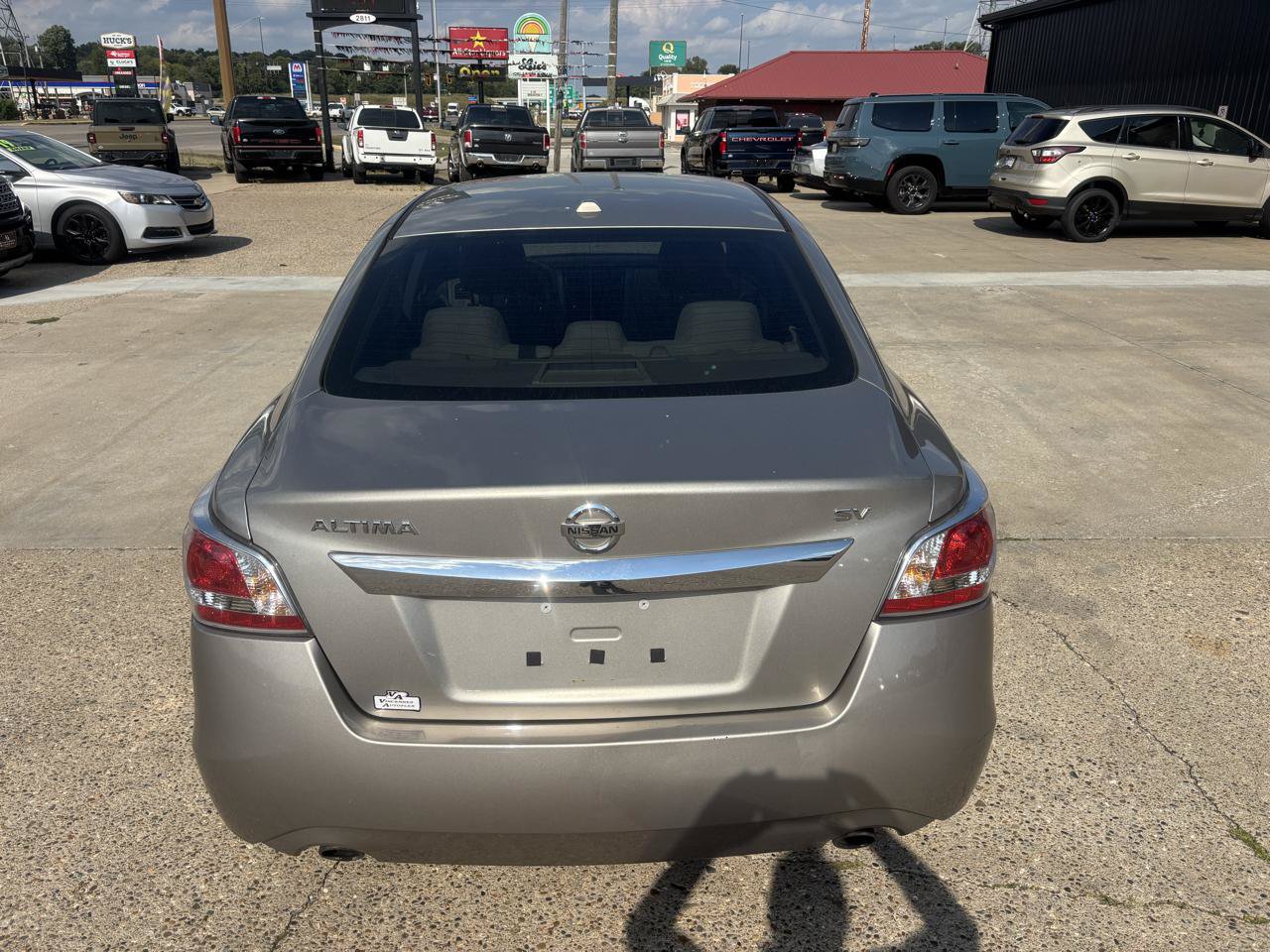Used 2015 Nissan Altima 2.5 SV FWD image 4
