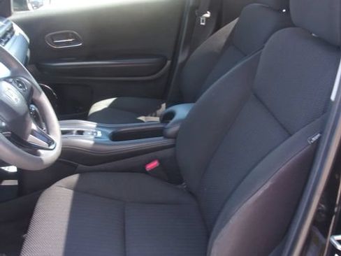 Used 2017 Honda HR-V EX image 22