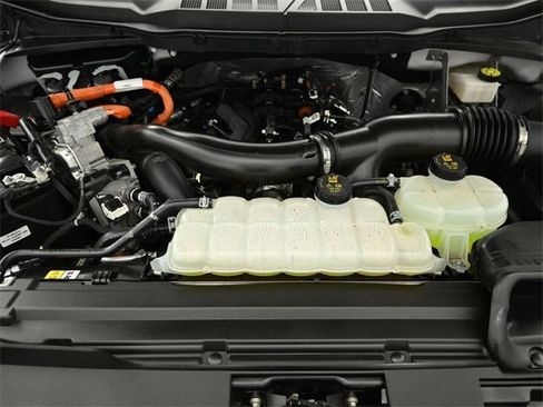 Used 2024 Ford F150 Lariat image 36