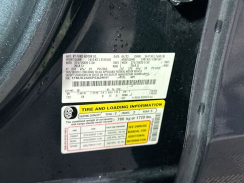 Used 2023 Ford Expedition Max Limited image 36