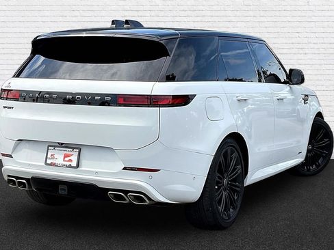 Used 2025 Land Rover Range Rover Sport Autobiography AWD/4WD image 6