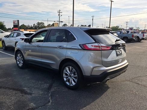 Used 2024 Ford Edge Titanium AWD/4WD image 9
