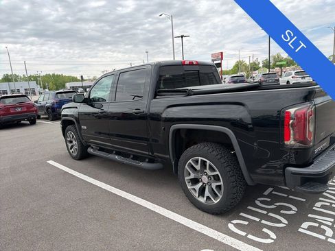 Used 2017 GMC Sierra 1500 SLT AWD/4WD image 3