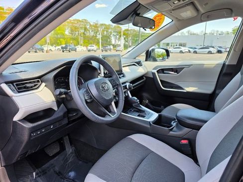 Used 2023 Toyota RAV4 XLE w/ XLE Grade Weather Package AWD/4WD image 20