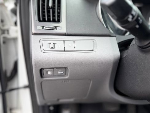 Used 2014 Hyundai Sonata Hybrid FWD image 12