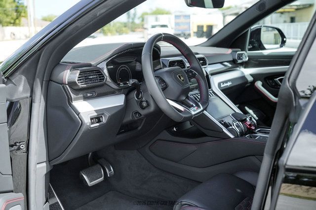 Used 2024 Lamborghini Urus S AWD/4WD image 21