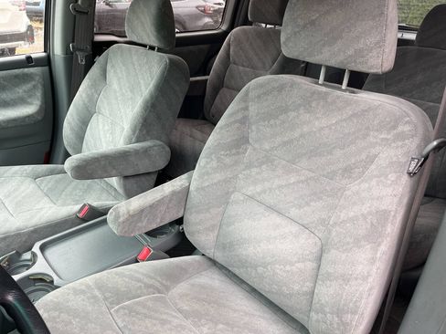 Used 2004 Honda Odyssey EX image 8