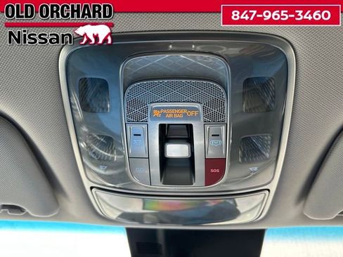 Used 2024 Genesis GV70 2.5T w/ Advanced Package image 21