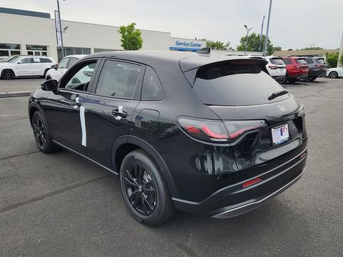 New 2027 Honda HR-V Sport image 4