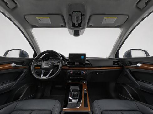 Certified 2023 Audi Q5 2.0T Premium Plus w/ Premium Plus Package AWD/4WD image 17