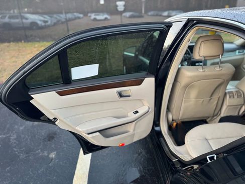 Used 2014 Mercedes-Benz E 350 Sedan image 13
