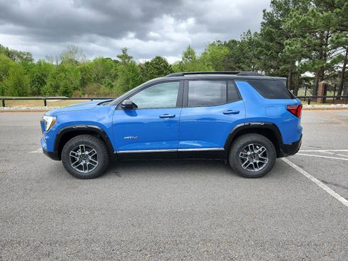 New 2026 GMC Terrain AT4 AWD/4WD image 2