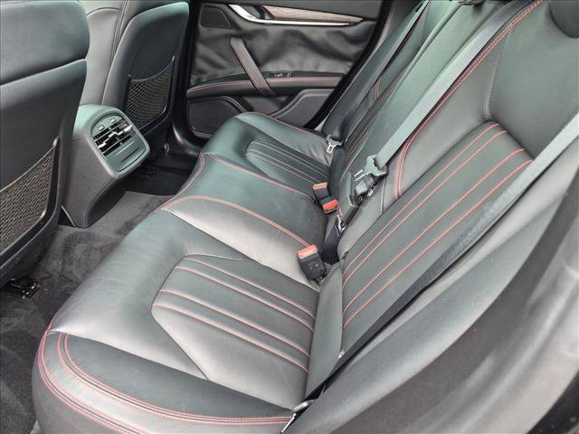 Used 2016 Maserati Ghibli S Q4 AWD/4WD image 18