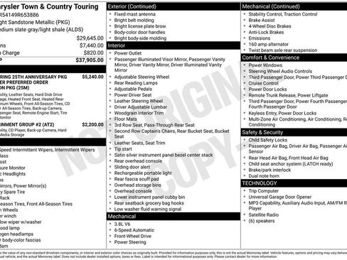 Used 2009 Chrysler Town & Country Touring FWD image 6