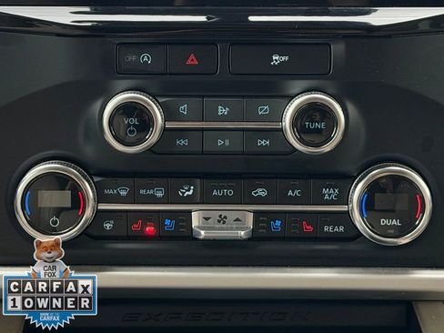 Used 2024 Ford Expedition Max Limited image 16