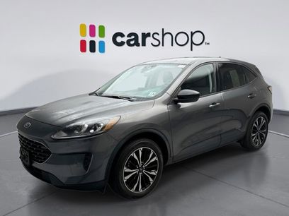 Used 2021 Ford Escape SE w/ SE Sport Appearance Package