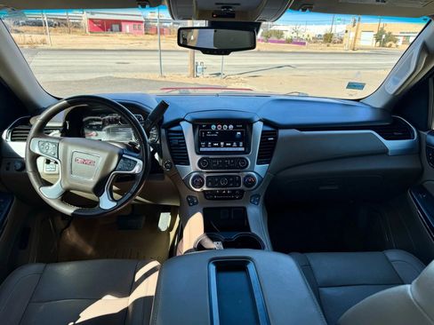 Used 2019 GMC Yukon SLT w/ HD Trailering Package image 20