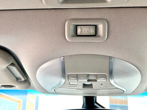Used 2016 INFINITI QX60 FWD w/ Deluxe Technology Package image 18