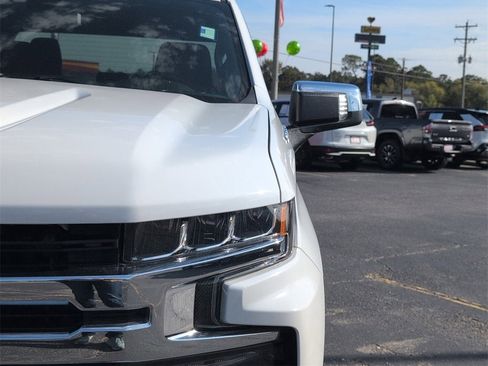 Used 2020 Chevrolet Silverado 1500 LT w/ Convenience Package image 31