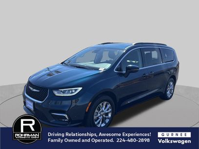 Used 2022 Chrysler Pacifica Touring-L