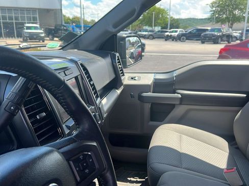 Used 2018 Ford F150 XLT w/ Equipment Group 302A Luxury AWD/4WD image 19