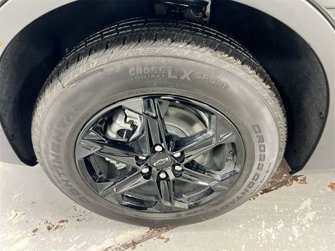 New 2026 Chevrolet Blazer LT w/ Midnight/Sport Edition image 25