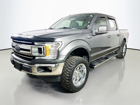 Used 2018 Ford F150 XLT image 3