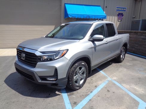 Used 2021 Honda Ridgeline RTL image 4
