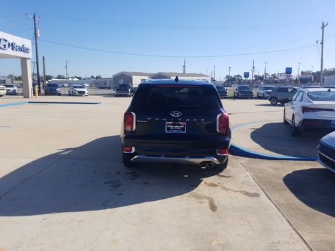 Used 2021 Hyundai Palisade Calligraphy image 6