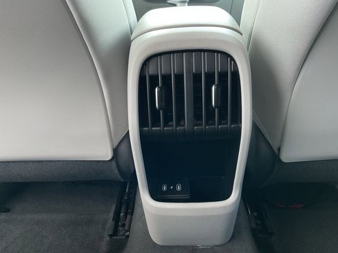 Used 2025 Hyundai Kona SEL image 19